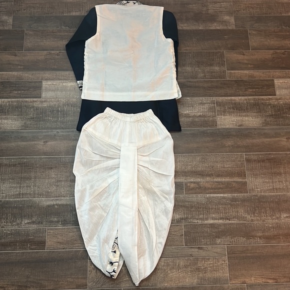 Indian Ethnic Asian 3 Piece Boy Kurta Pajama Waistcoat Floral Blue White SZ 4 - Picture 5 of 6